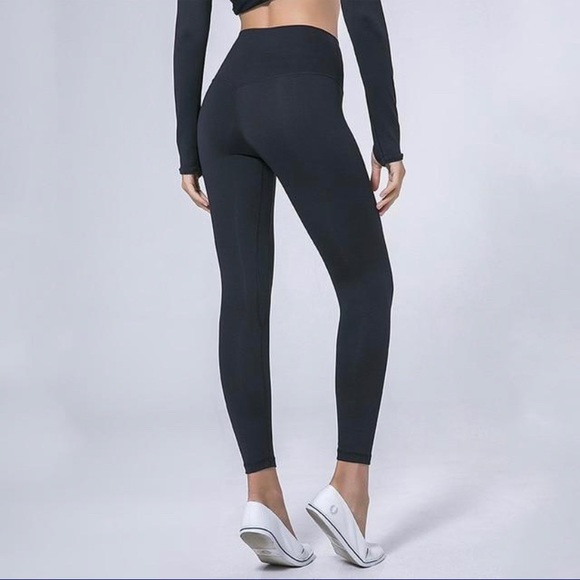 High Waist Soft Training Leggings - Zory del Mar - Picture 4 of 5